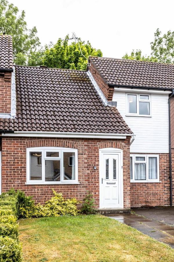 Capri 13 Sa: University-Adjacent House with EV Charging Loughborough Exterior photo